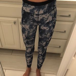 Lululemon rare blue tie dye leggings